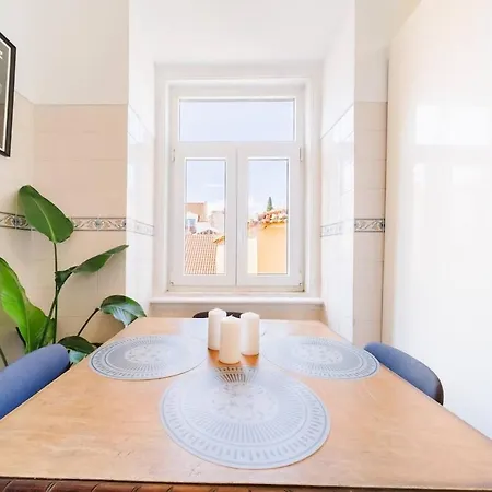 Apartamento Luxurious 4-Bedroom Apartment *
