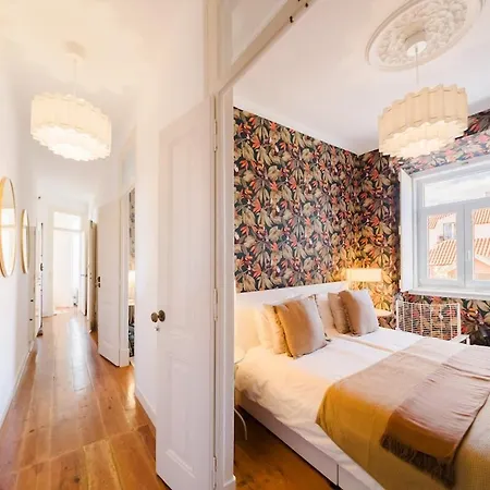 Luxurious 4-Bedroom Apartment * Lisboa