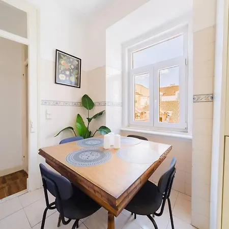 Apartamento Luxurious 4-Bedroom Apartment Lisboa
