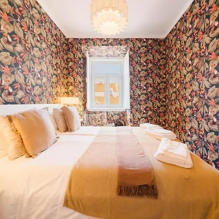 Luxurious 4-Bedroom Apartment Apartamento Lisboa